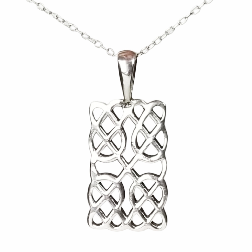 Sterling Silver Celtic Knot Pendant Necklace EUC